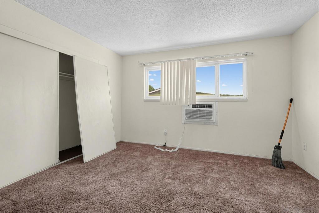 135 Cook St Property Photo 22