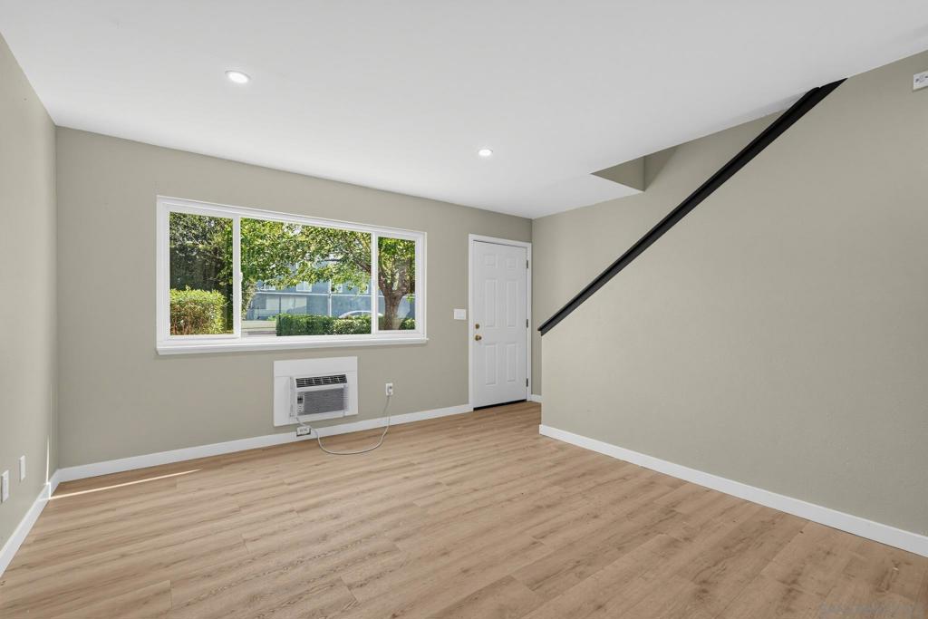 135 Cook St Property Photo 28