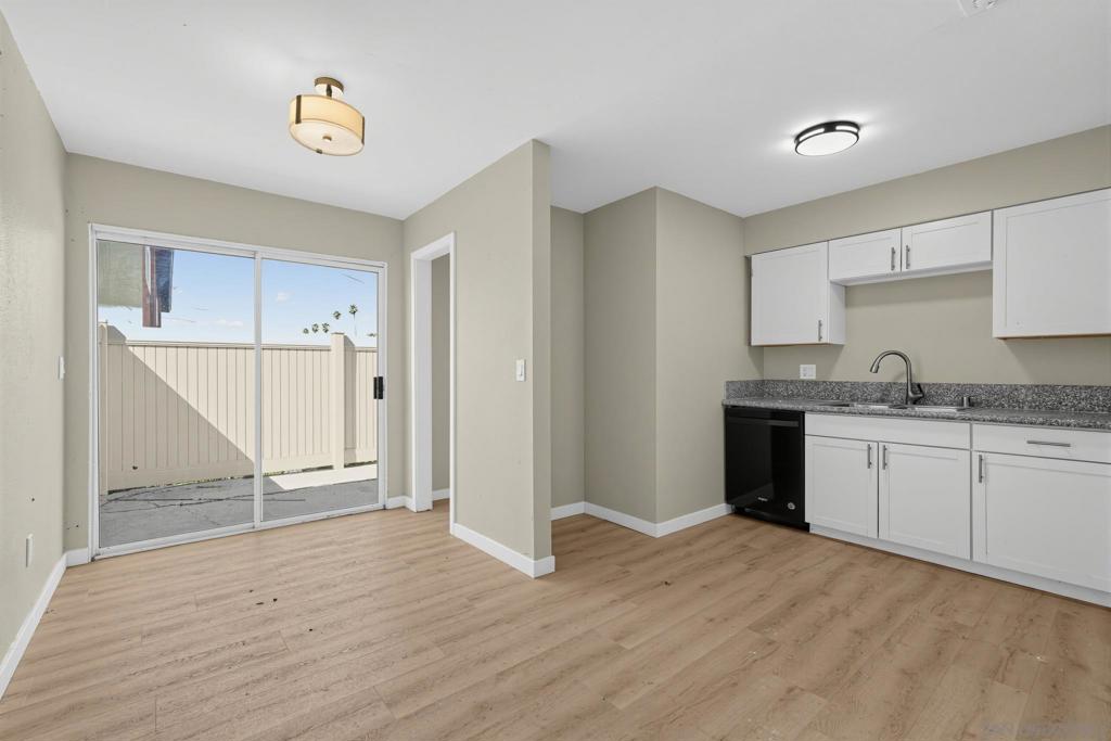 135 Cook St Property Photo 31