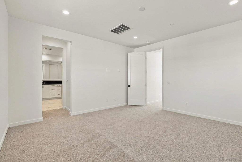 16218 Camden Cir Property Photo 21