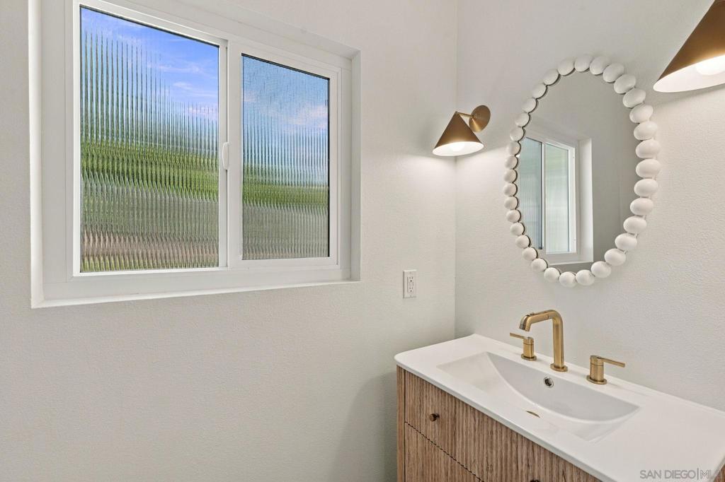 11701 Shadow Valley Rd. Property Photo 10
