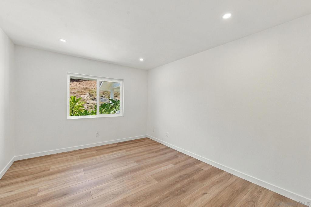 11701 Shadow Valley Rd. Property Photo 14