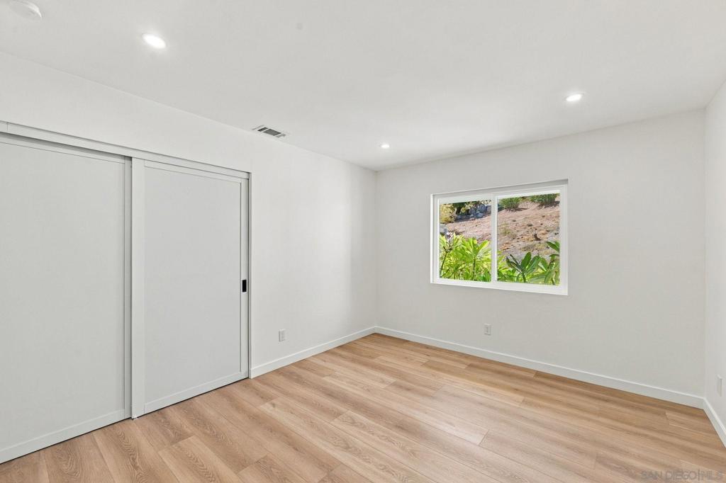 11701 Shadow Valley Rd. Property Photo 15