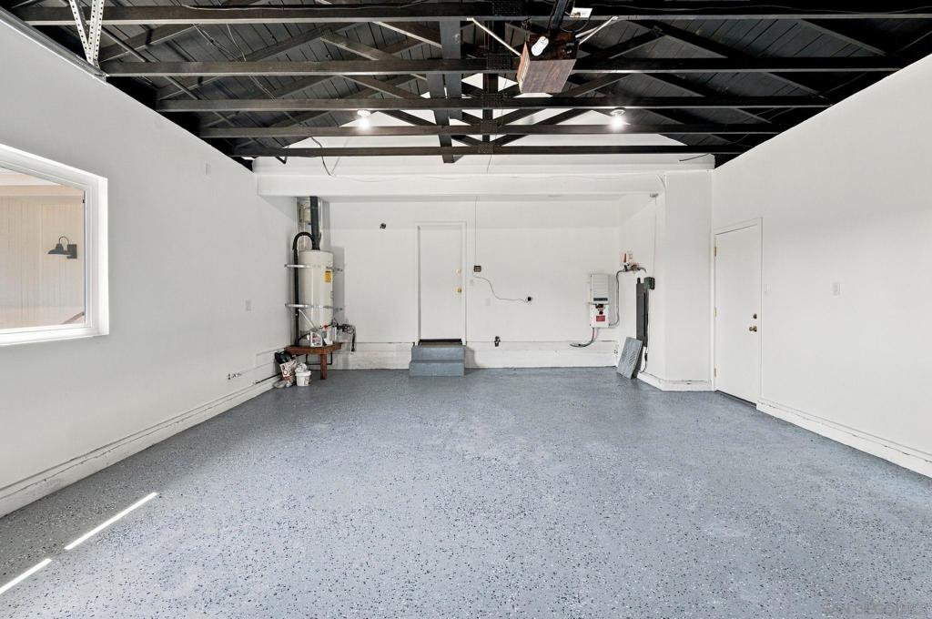 11701 Shadow Valley Rd. Property Photo 33