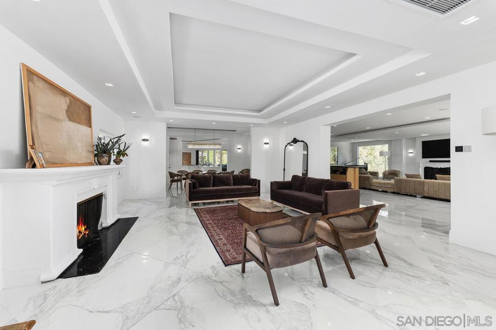 15121 Las Planideras Property Photo 4