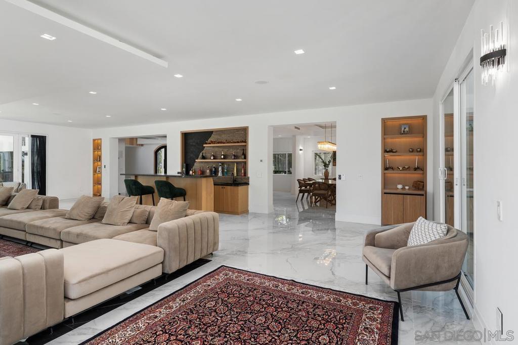 15121 Las Planideras Property Photo 8