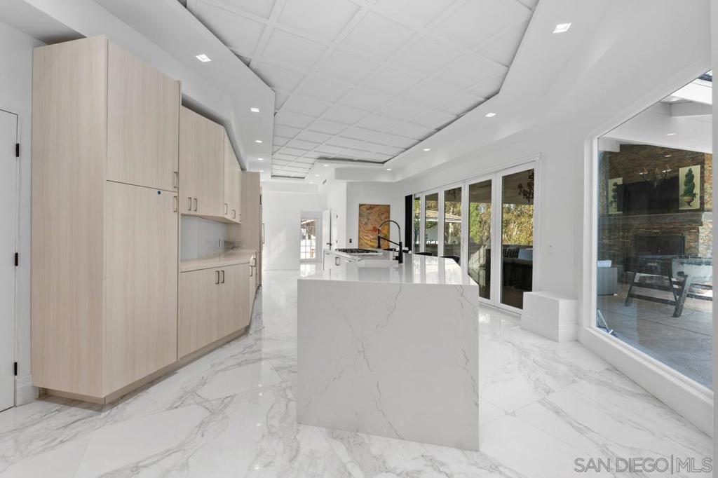 15121 Las Planideras Property Photo 10