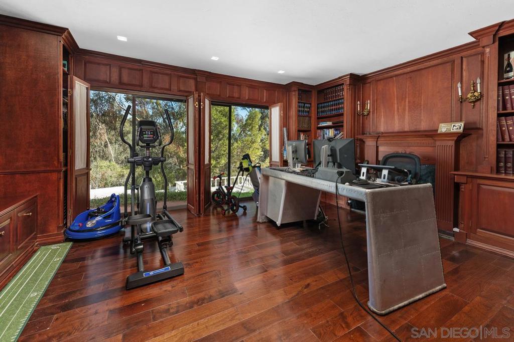 15121 Las Planideras Property Photo 19