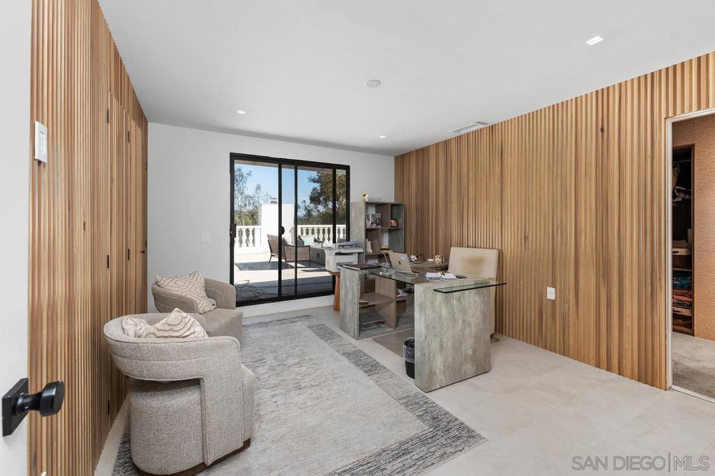 15121 Las Planideras Property Photo 28