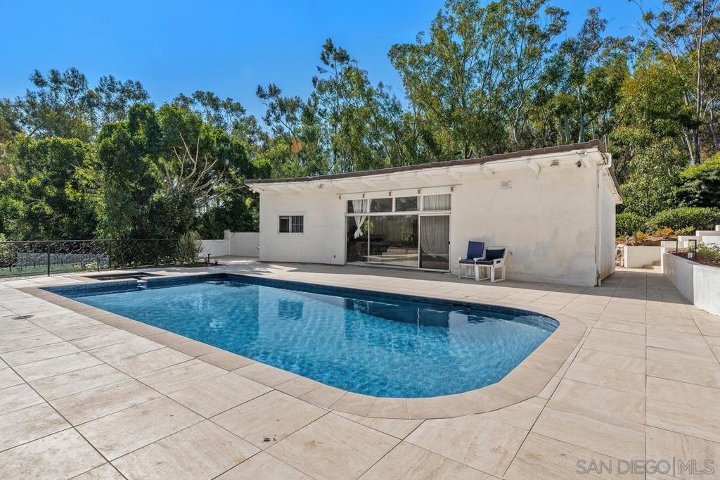 15121 Las Planideras Property Photo 44