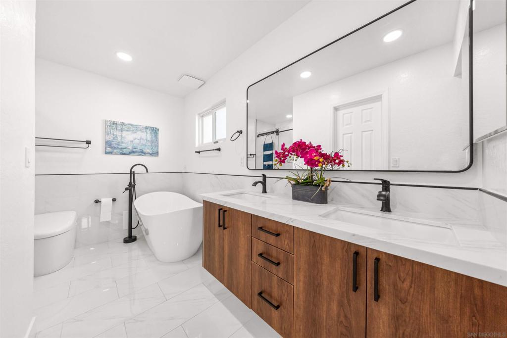 12485 Via Cabezon Property Photo 24