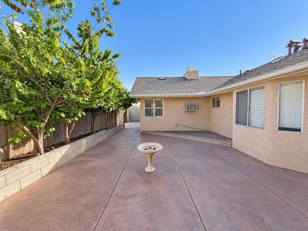1761 Olamar Way Property Photo 5