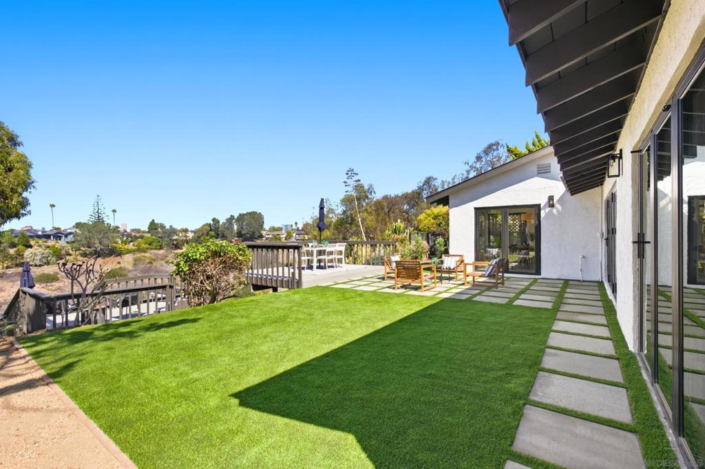 2732 Gobat Property Photo 12
