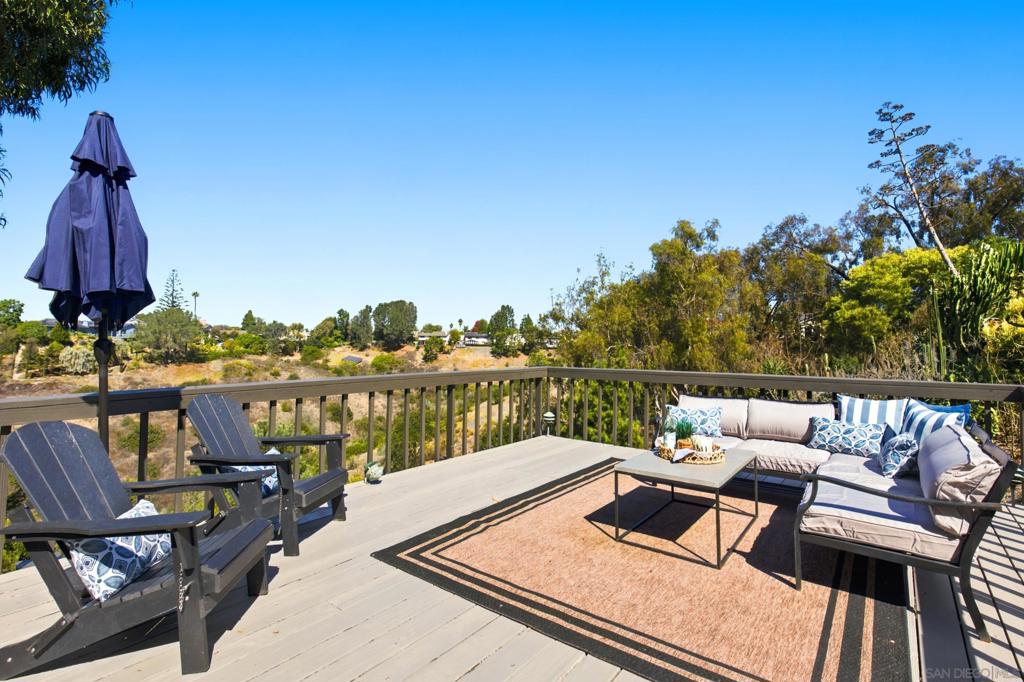 2732 Gobat Property Photo 18