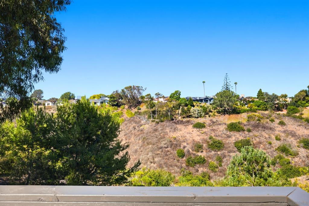 2732 Gobat Property Photo 20
