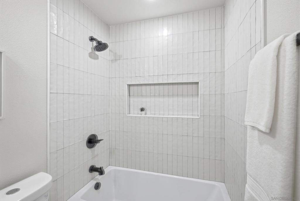 2732 Gobat Property Photo 40
