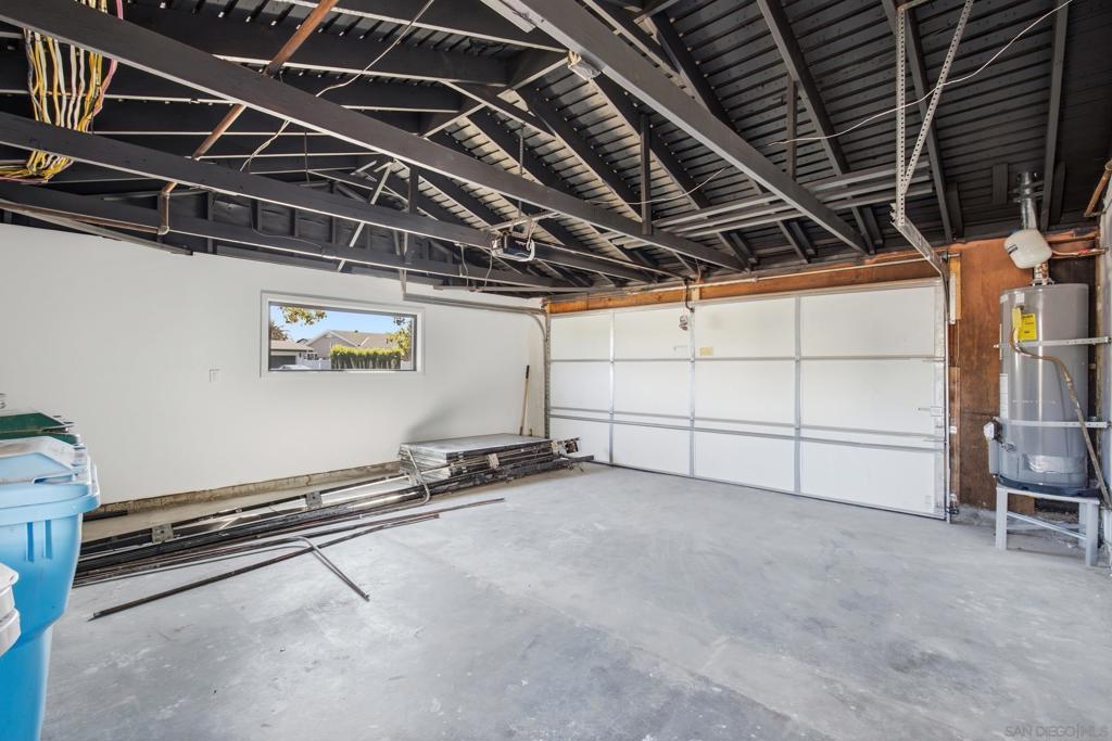 2732 Gobat Property Photo 51