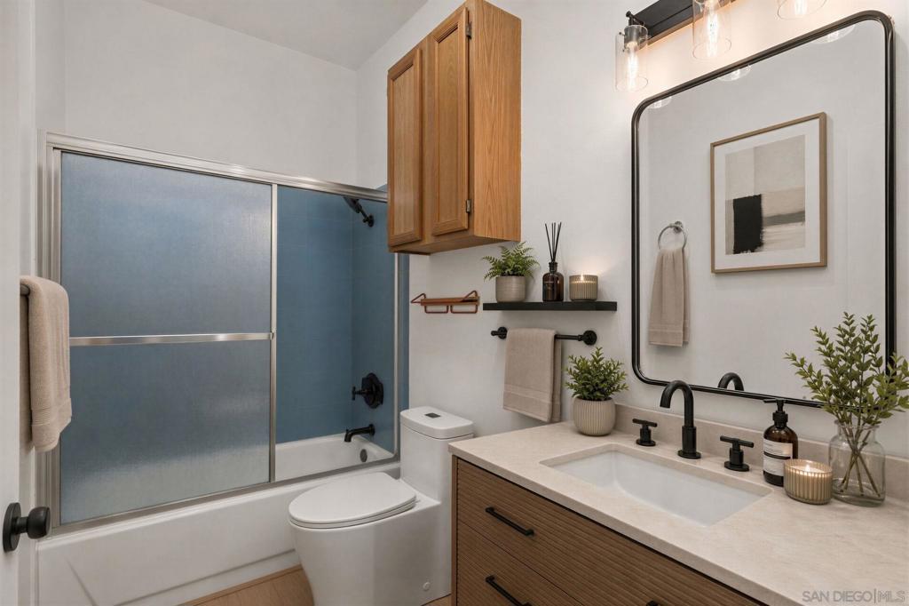 8328 Regents 2b Property Photo 9
