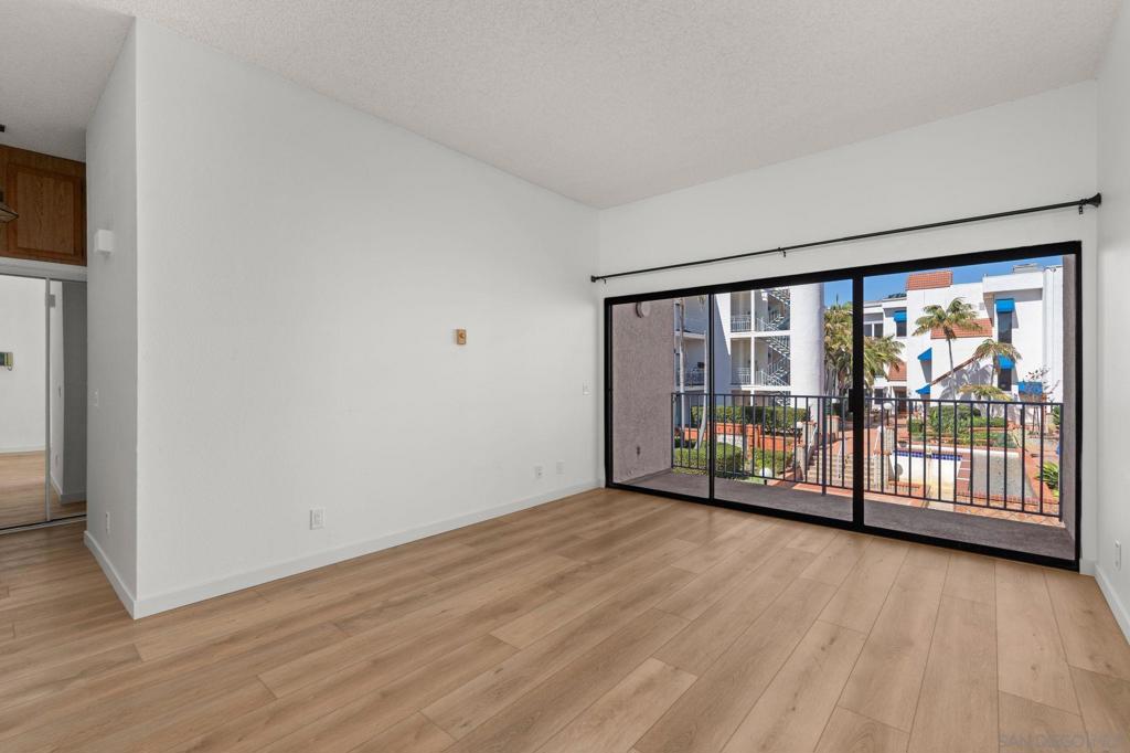 8328 Regents 2b Property Photo 18