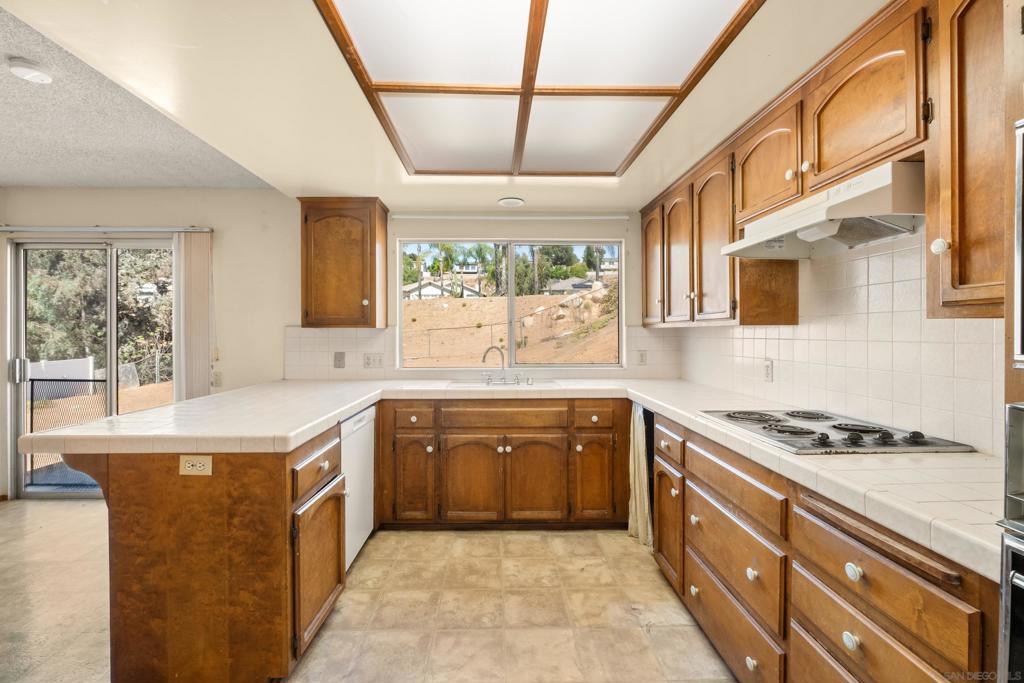 13020 Manajo Way Property Photo 12