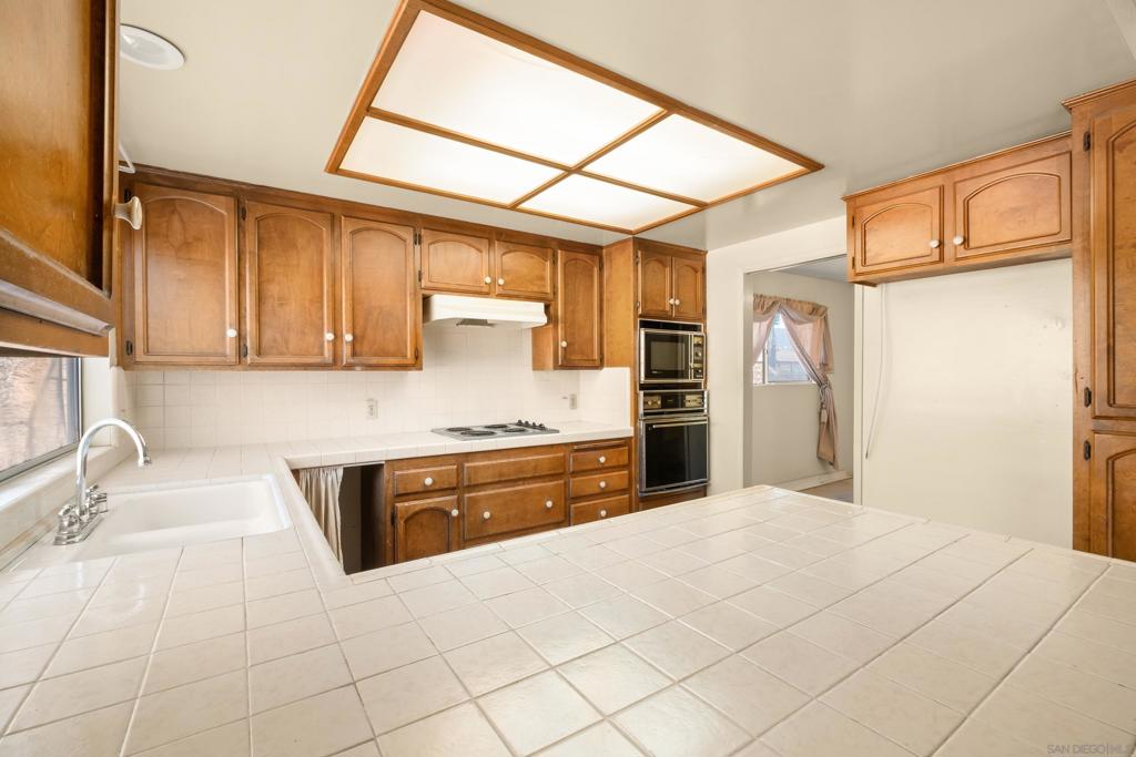 13020 Manajo Way Property Photo 13