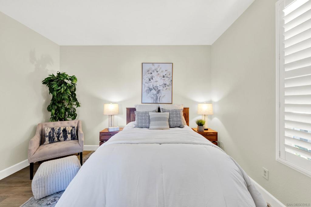 10864 Sabre Hill Dr 257 Property Photo 18