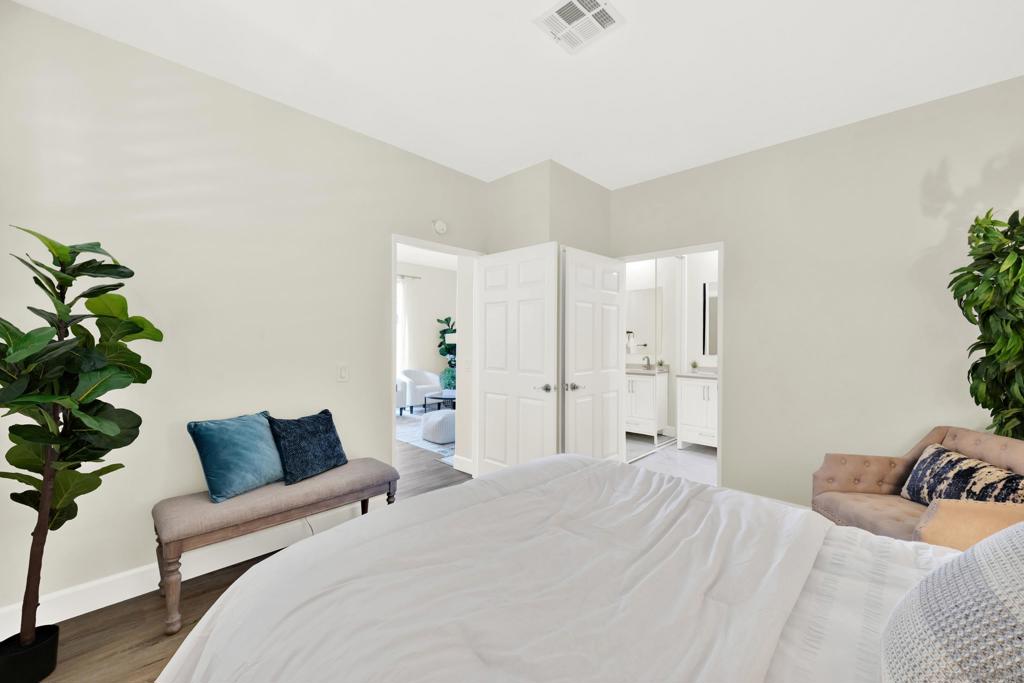 10864 Sabre Hill Dr 257 Property Photo 21