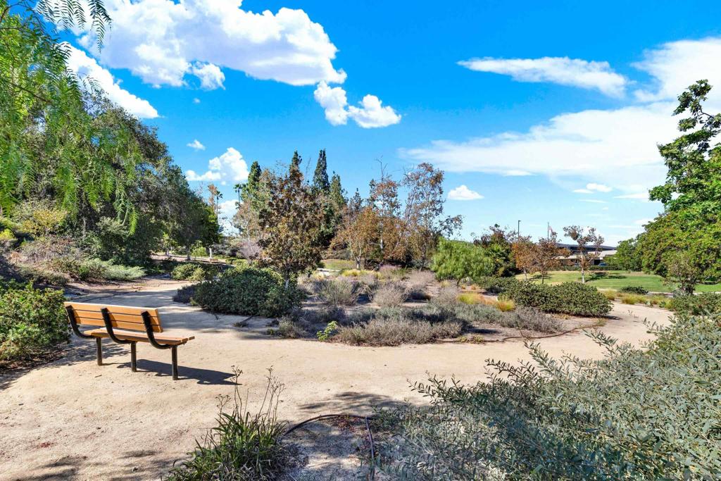 10864 Sabre Hill Dr 257 Property Photo 40