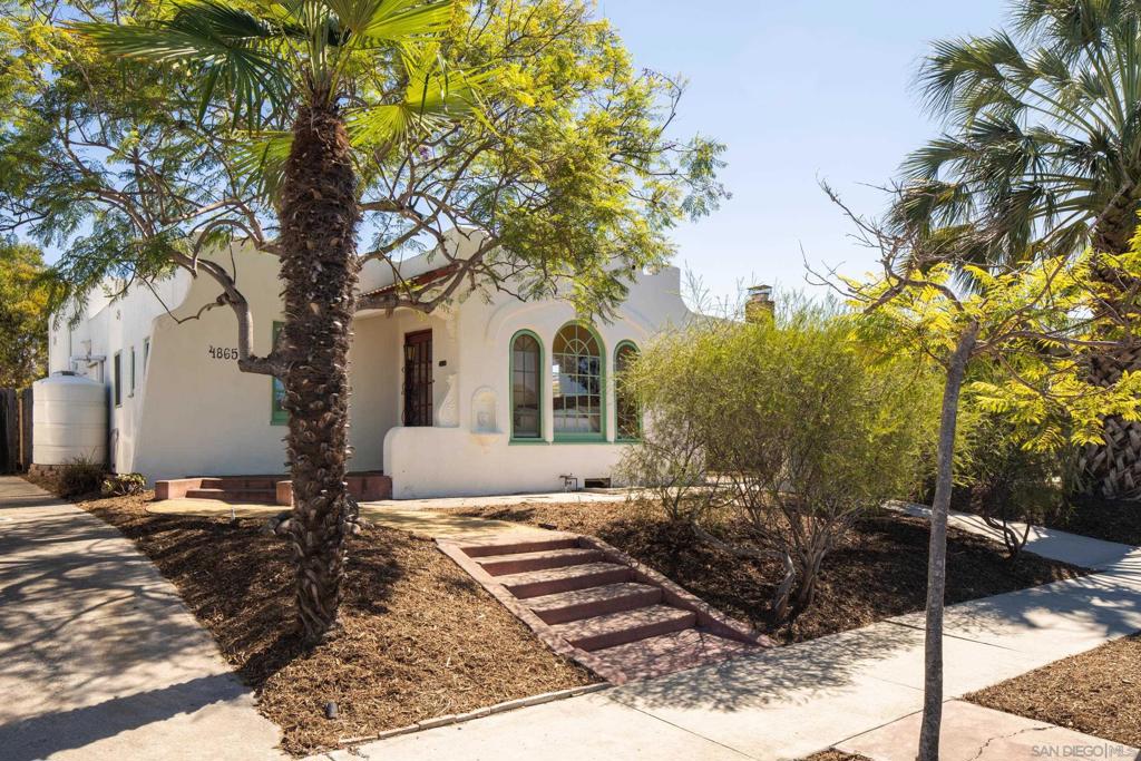 4865 33rd St. Property Photo 4