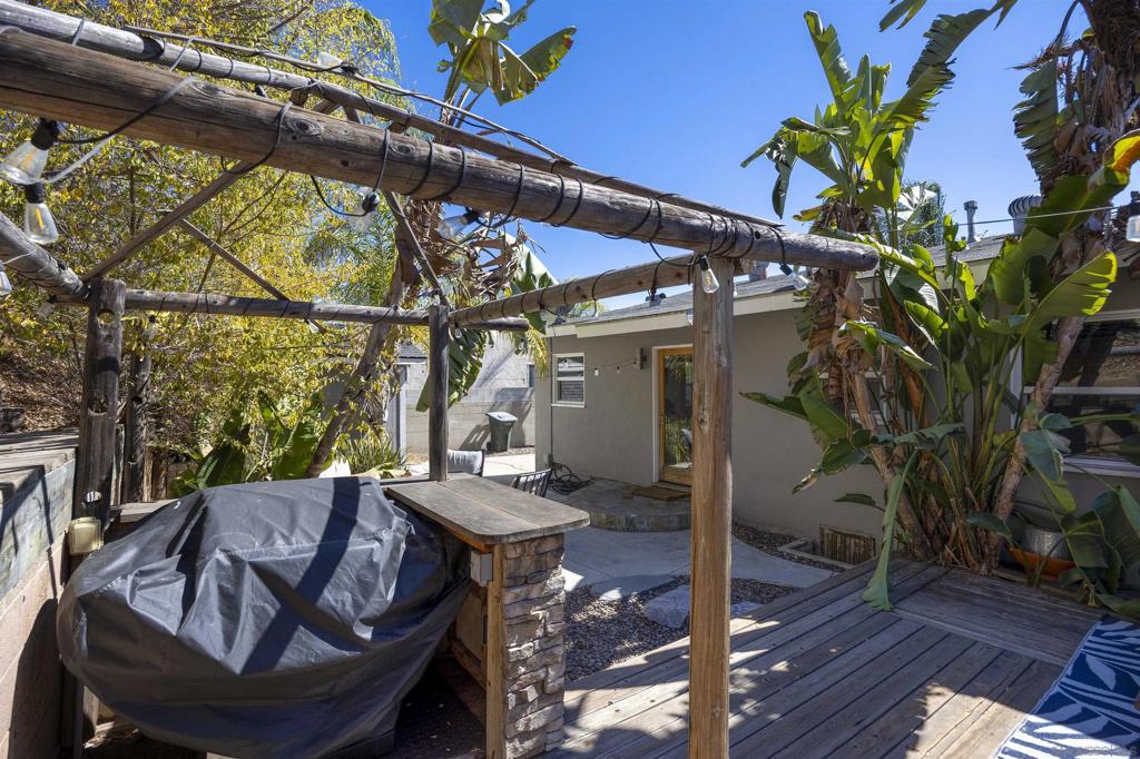 8460 El Paso Street Property Photo 32