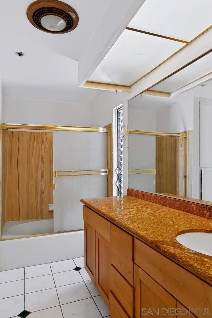 3888 Riviera 401 Property Photo 9