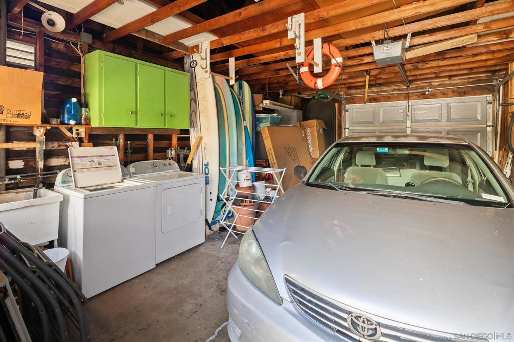 827 829 Law Property Photo 28