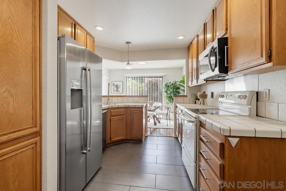 8391 Suntree Pl Property Photo 9