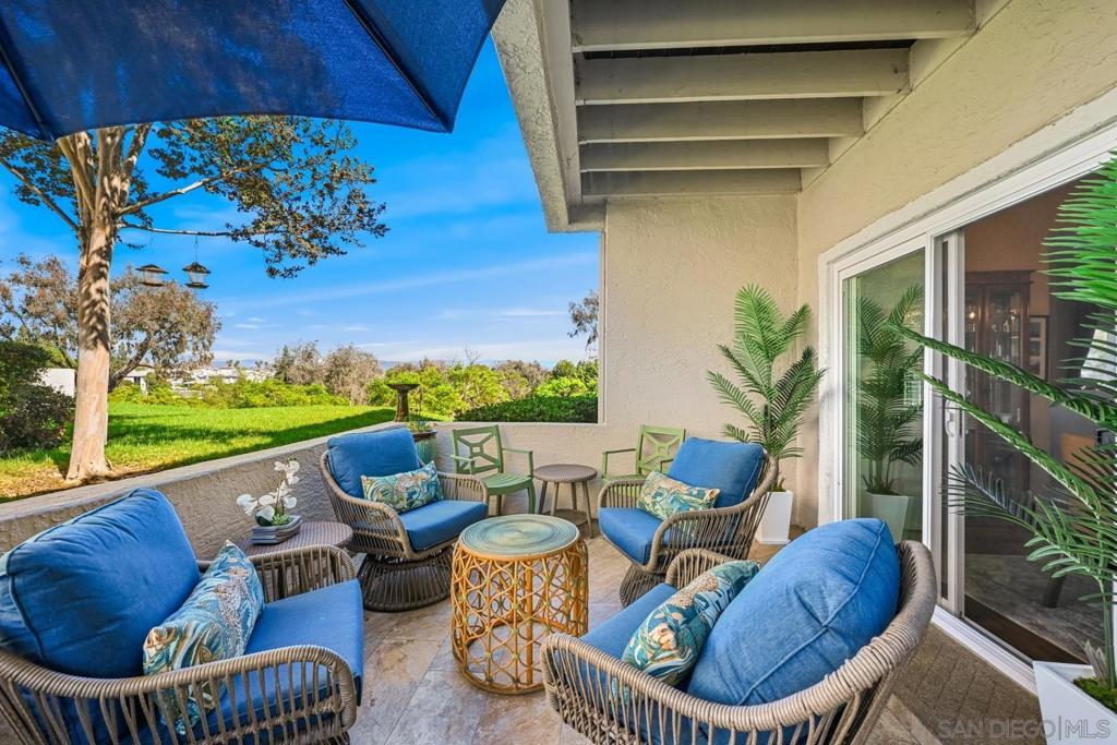 1646 Via Caminar Property Photo 1