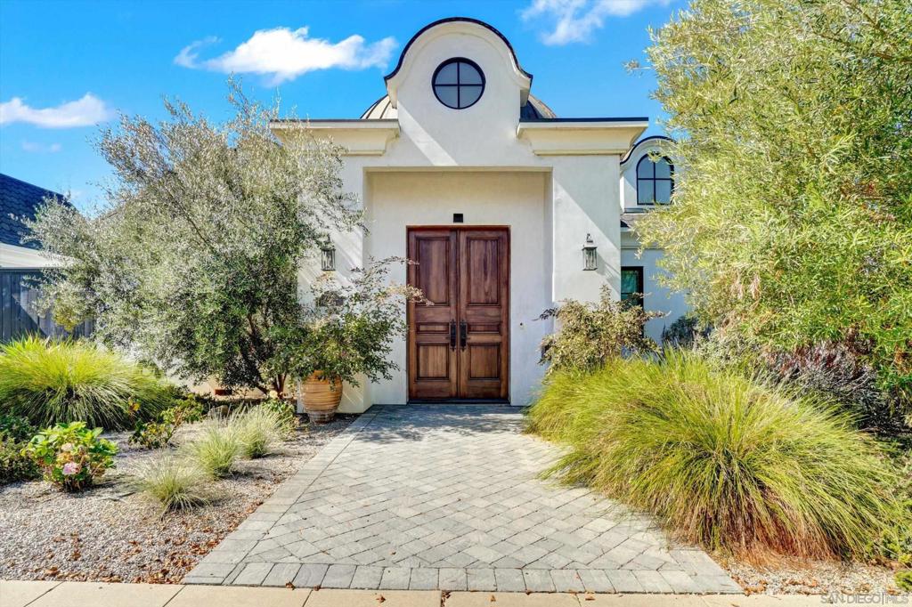 7238 Eads Property Photo 1