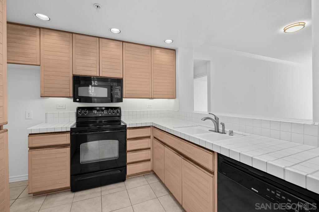 2253 Martin 220 Property Photo 6
