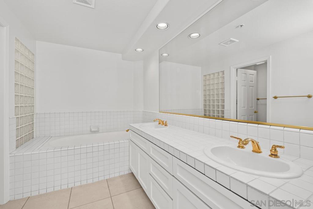 2253 Martin 220 Property Photo 24