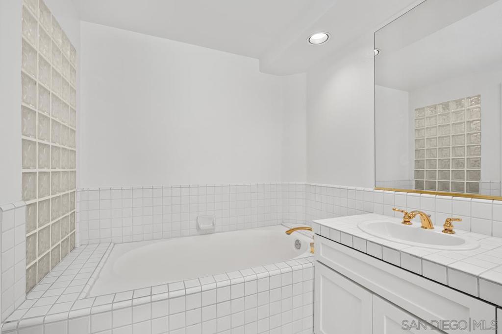 2253 Martin 220 Property Photo 25