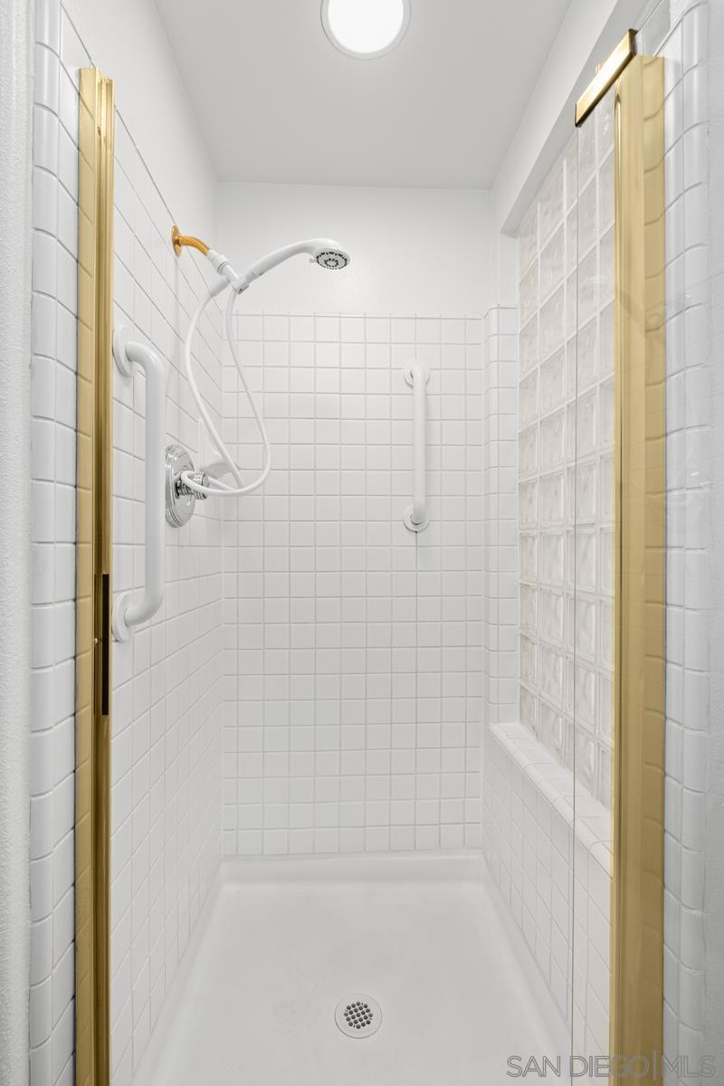2253 Martin 220 Property Photo 26