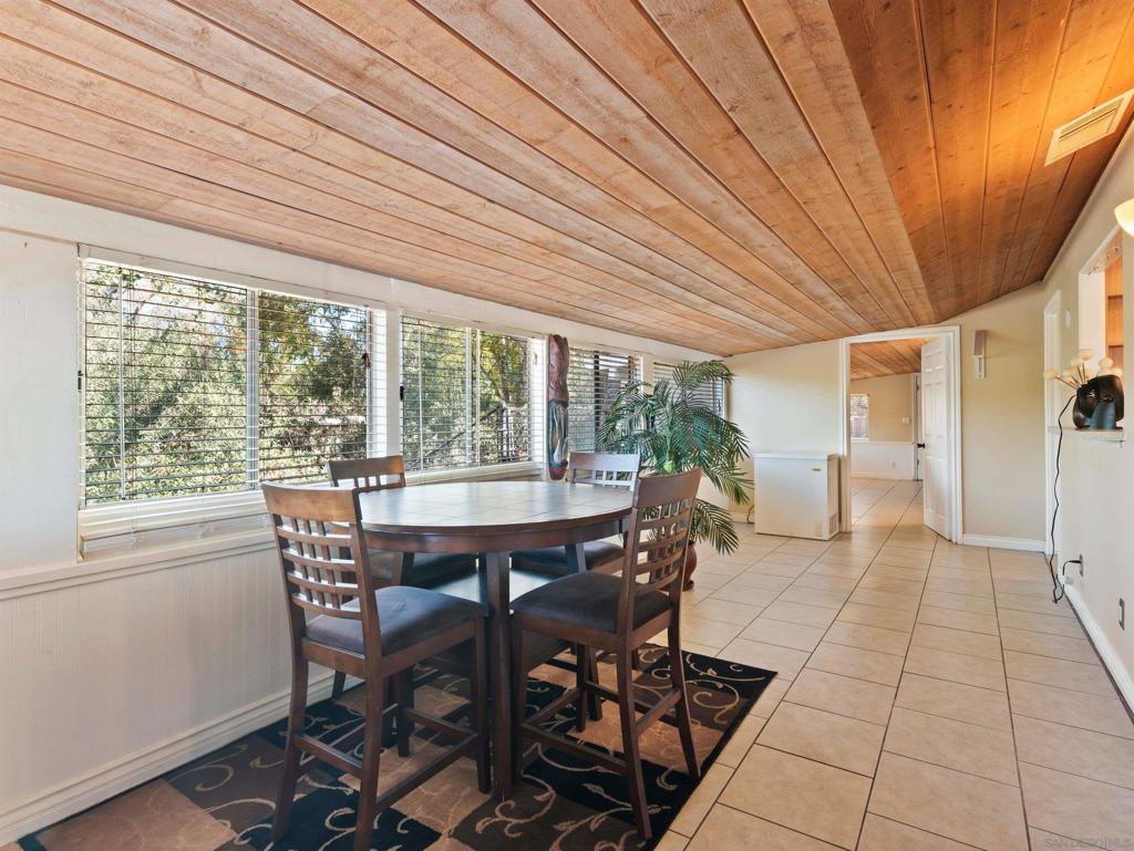 749 De Luz Property Photo 11