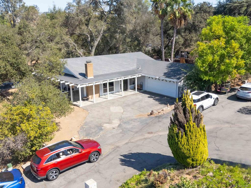 749 De Luz Property Photo 44