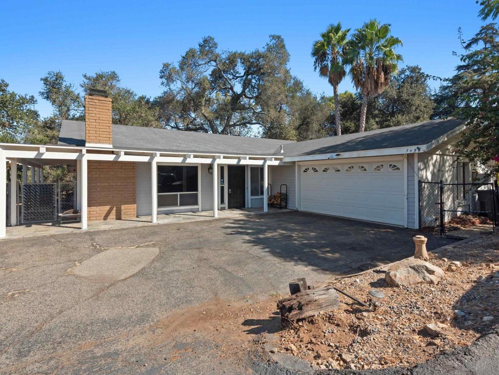 749 De Luz Property Photo 47