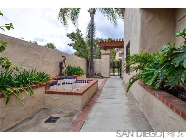 3805 Violet Glen Property Photo 2