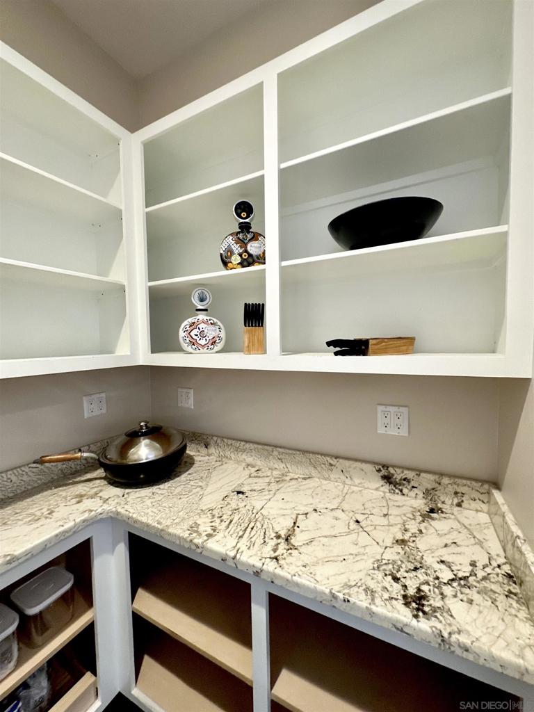 260024683SD Property Photo 28