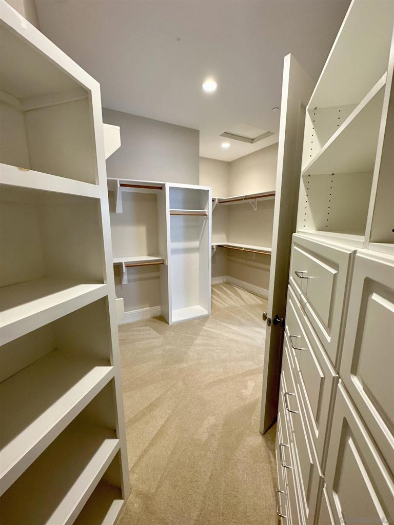 260024683SD Property Photo 37