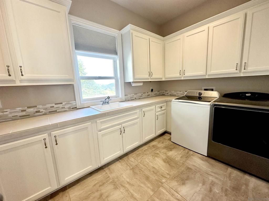 260024683SD Property Photo 44