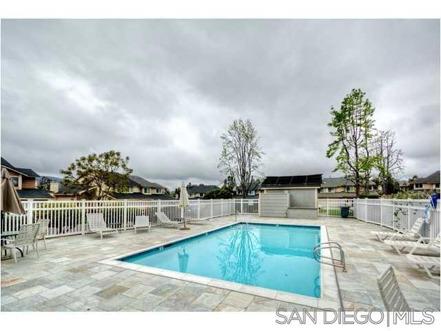 343 Rolling Hills Ln Property Photo 32