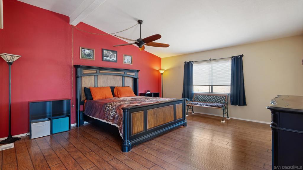 2075 Boulder Oaks Rd. Property Photo 17