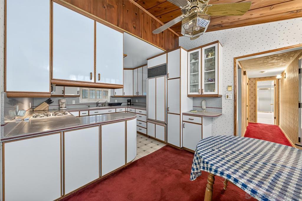 882 Archer St. Property Photo 7