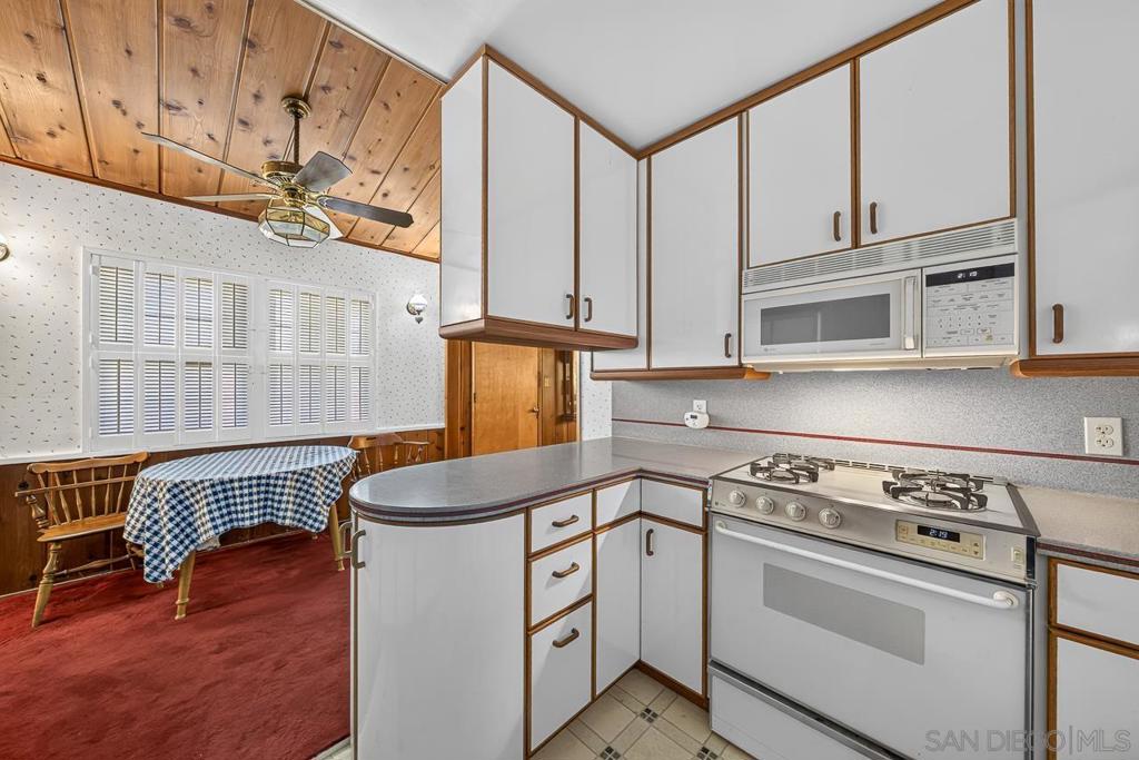 882 Archer St. Property Photo 10